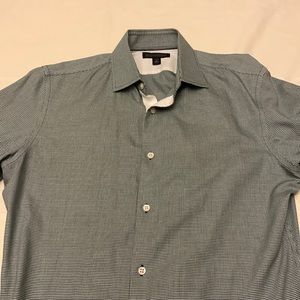 Banana Republic non-iron tailored slim fit medium dress shirt